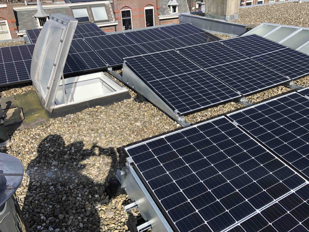 Installatie afbeelding plat dak Den Haag